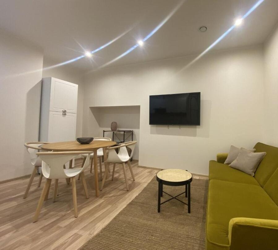 Raekoja Boutique Residence ทาลลินน์ ภายนอก รูปภาพ